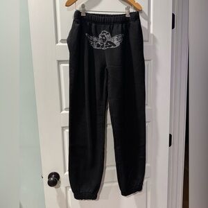 listing-status-banner